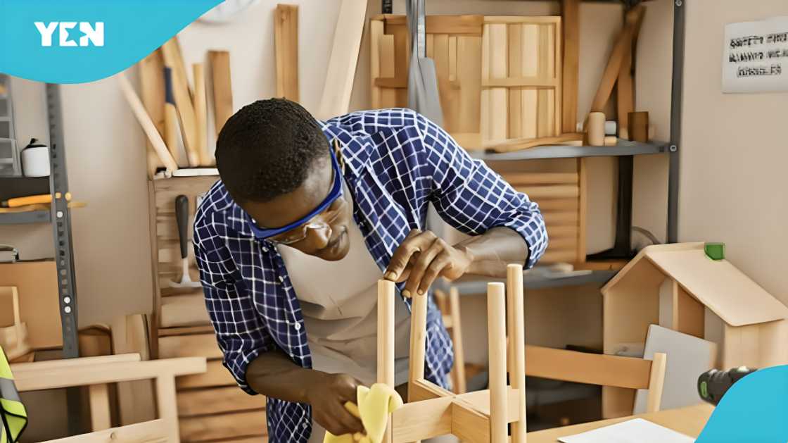 Legon, Carpentry, Jobs in Ghana, Graduate, Education, Artisanry, Wood work, Unemployment Legon, Carpentry, Jobs in Ghana, Graduate, Education, Artisanry, Wood work, Unemployment