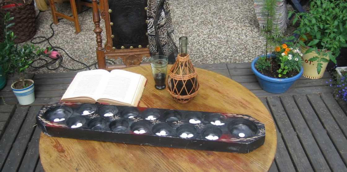 How to play Mancala How to play Mancala