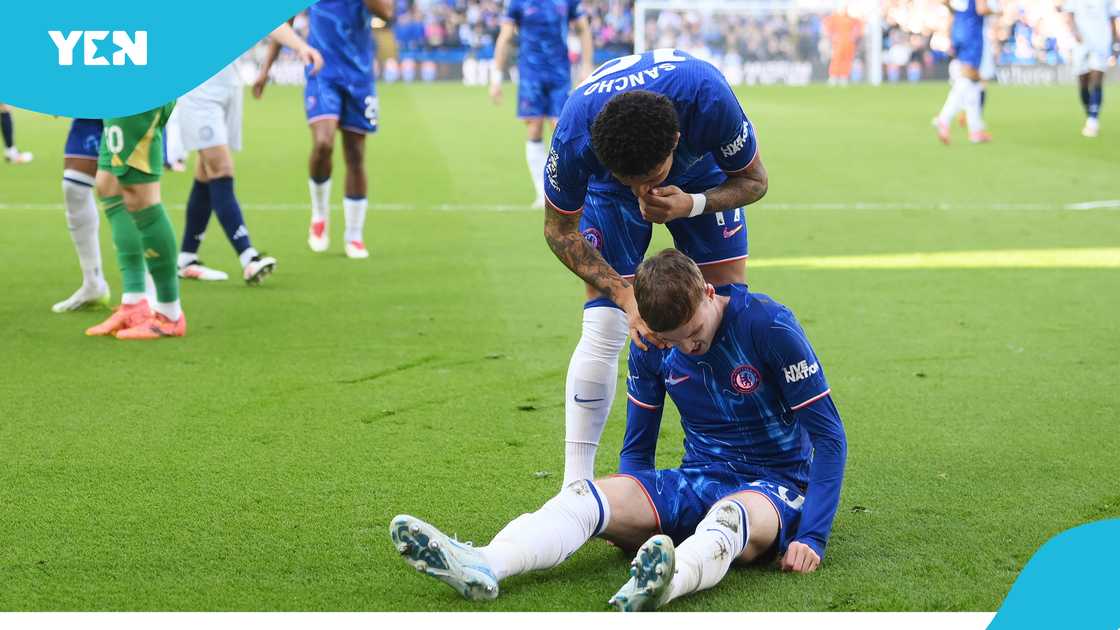 Jadon Sancho speaks to Cole Palmer of Chelsea after a challenge in the box during the Premier League match between Chelsea FC and Leicester City FC at Stamford Bridge on March 09, 2025 in London, England Jadon Sancho speaks to Cole Palmer of Chelsea after a challenge in the box during the Premier League match between Chelsea FC and Leicester City FC at Stamford Bridge on March 09, 2025 in London, England