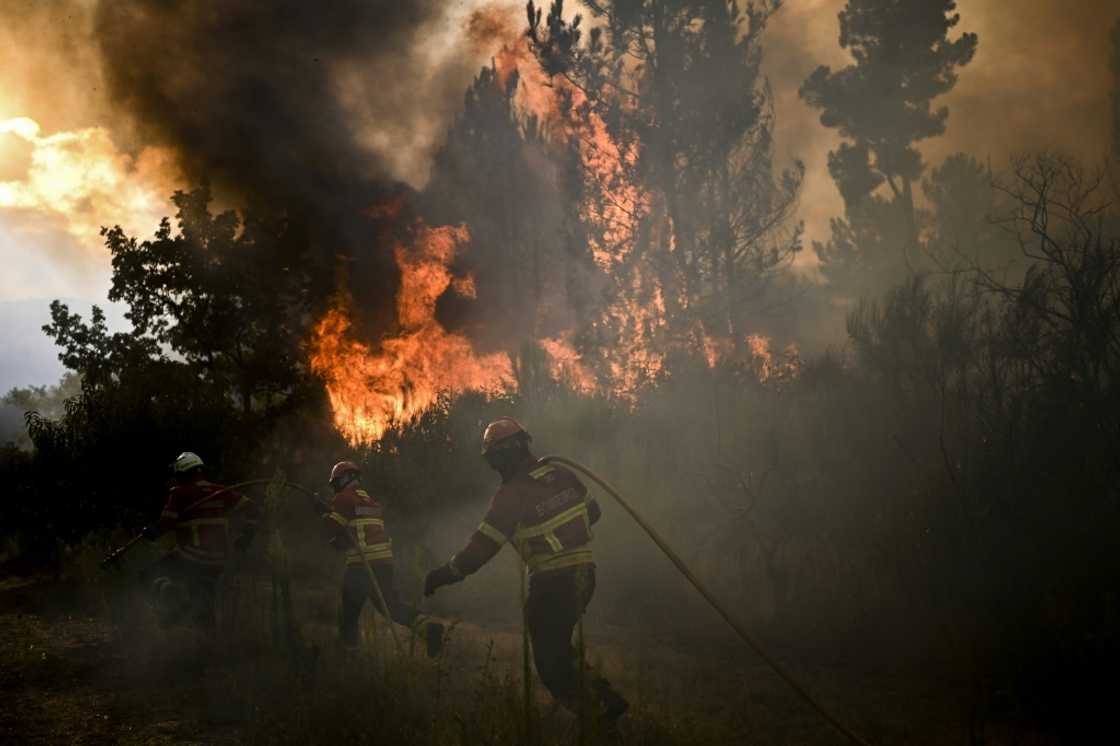 A huge wildfire thought to have been brought under control in central Portugal last week flared up again on Tuesday A huge wildfire thought to have been brought under control in central Portugal last week flared up again on Tuesday