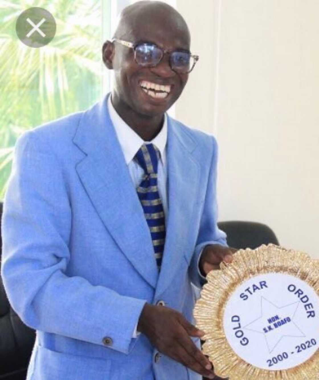 Fake Kofi Annan-UN Awards: Sarkodie, Berla Mundi, D-Black, UG VC and all those 'fooled' by Kwame Fordjour (photos) Fake Kofi Annan-UN Awards: Sarkodie, Berla Mundi, D-Black, UG VC and all those 'fooled' by Kwame Fordjour (photos)