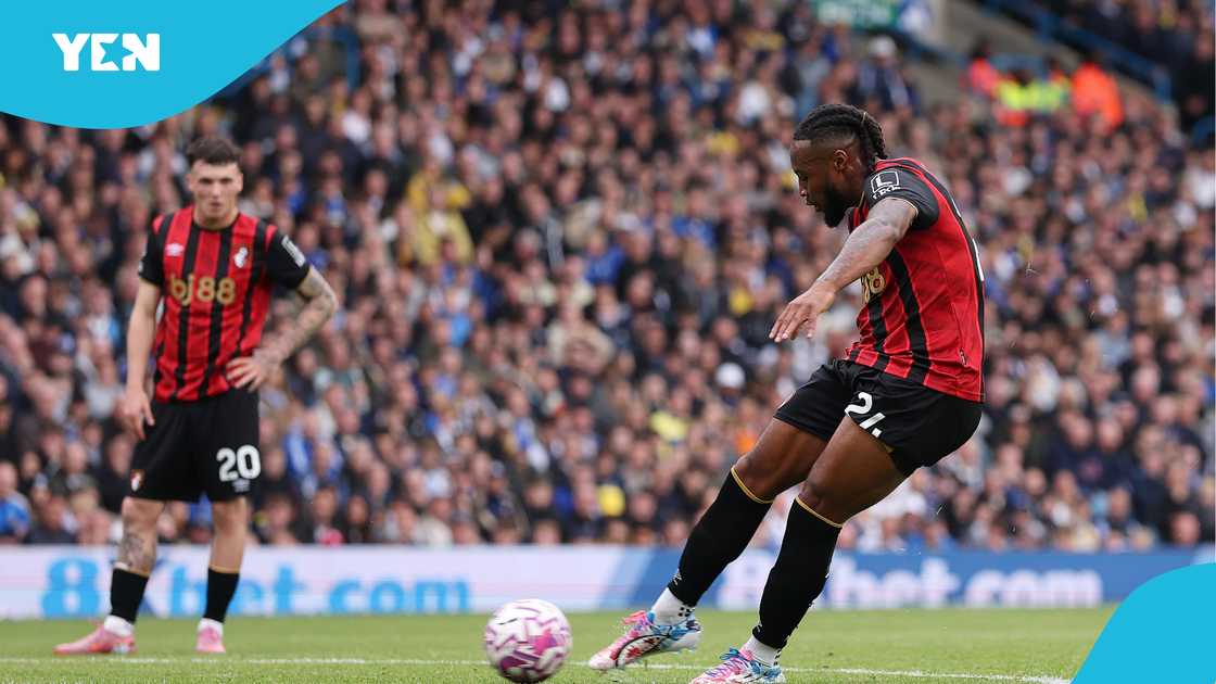 Antoine Semenyo goal, Antoine Semenyo scores, Antoine Semenyo free-kick, Leeds United 2-2 Bournemouth Antoine Semenyo goal, Antoine Semenyo scores, Antoine Semenyo free-kick, Leeds United 2-2 Bournemouth