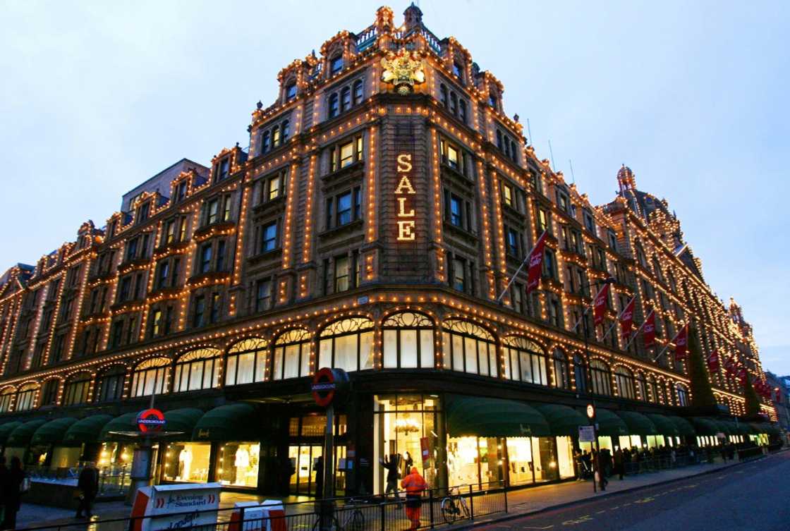 Al-Fayed owned the Harrods department store in west London Al-Fayed owned the Harrods department store in west London