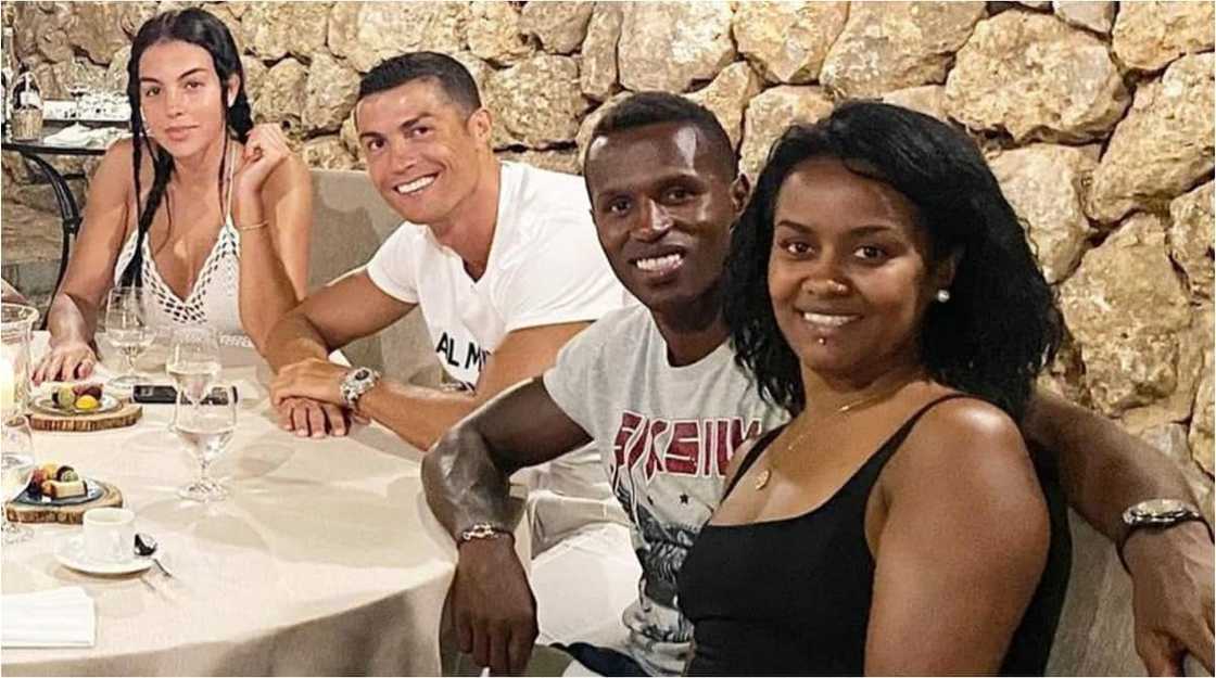 Cristiano Ronaldo Cristiano Ronaldo