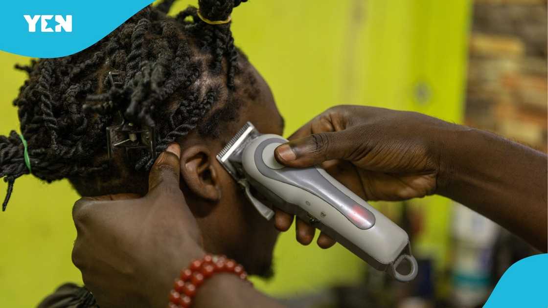 Ghanaian Man, Fumes, Barber, Haircut, Ghana, Economy, Barber Salon