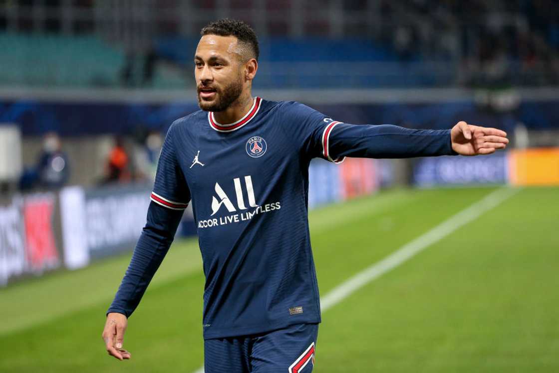 Richest footballers in the world Richest footballers in the world