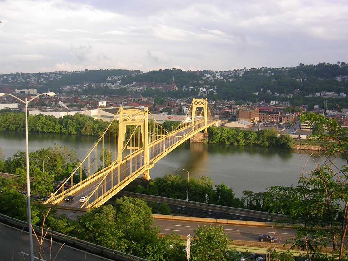 How many bridges are in Pittsburgh How many bridges are in Pittsburgh