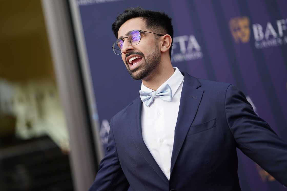 hot YouTubers hot YouTubers