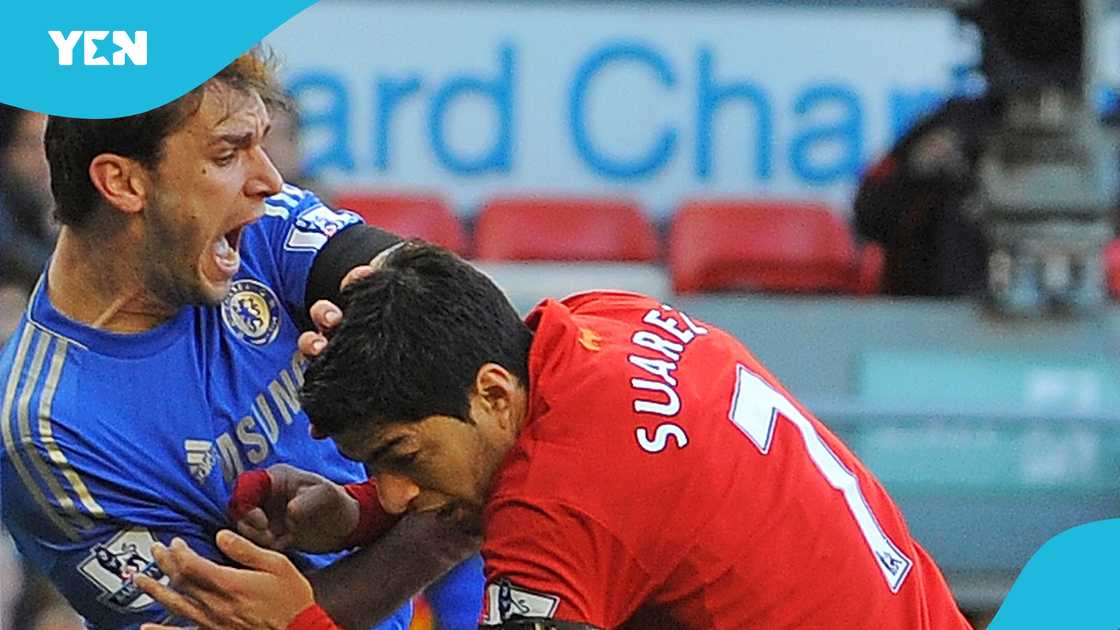 Luis Suarez Appears to Bite his Own Teammate in Latest Controversy Luis Suarez Appears to Bite his Own Teammate in Latest Controversy