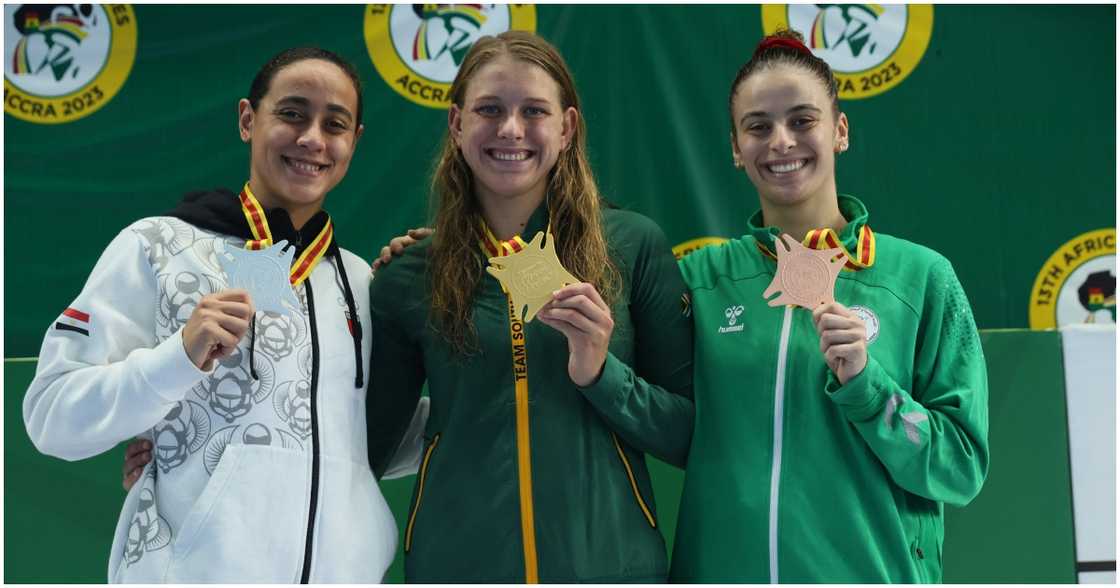 Egypt's Nour Elgendy (l), South Africa's Georgia Cecile Els (c) and Algeria's Hamida Raina Nefsi during All African Games.