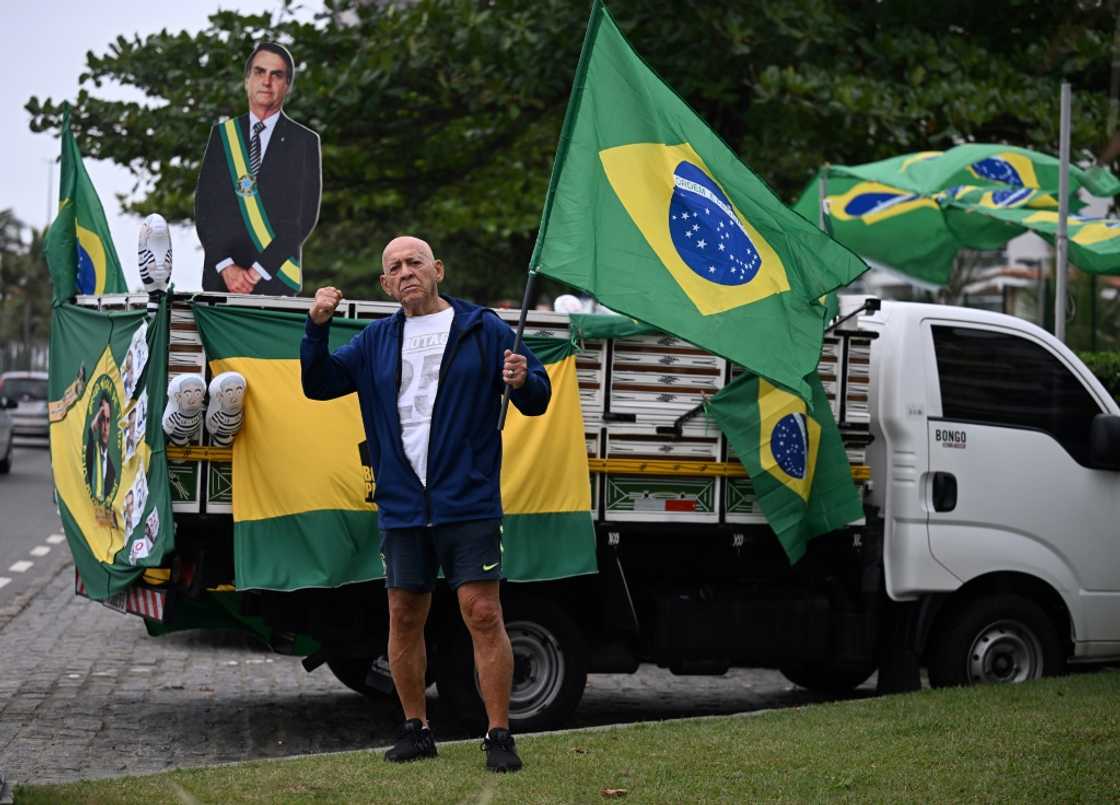 Cacalo Matarazzo, Bolsonaro's neighbor, calls him 'a guy fighting to build a better Brazil' Cacalo Matarazzo, Bolsonaro's neighbor, calls him 'a guy fighting to build a better Brazil'