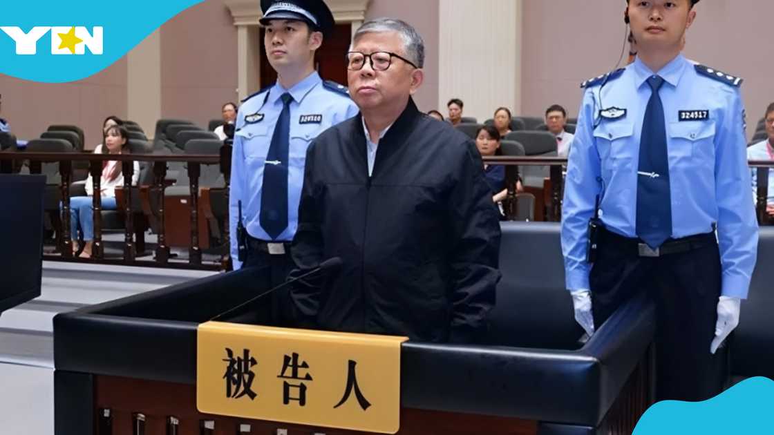 Yang Youlin, China, Corruption, bribes, engineering contracts, Nanjing city
