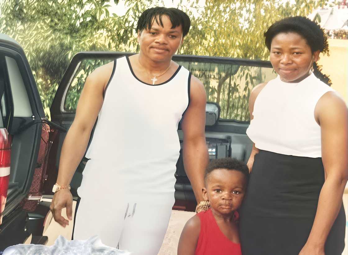 Daddy Lumba, Calvin Fosu, and Akosua Serwaa pose outdoors. Daddy Lumba, Calvin Fosu, and Akosua Serwaa pose outdoors.