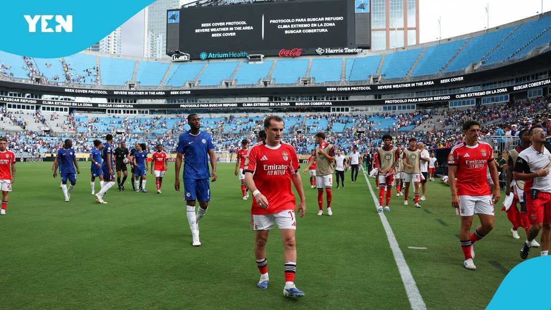 Reason Benfica vs Chelsea momentarily suspended at the FIFA Club World Cup Reason Benfica vs Chelsea momentarily suspended at the FIFA Club World Cup