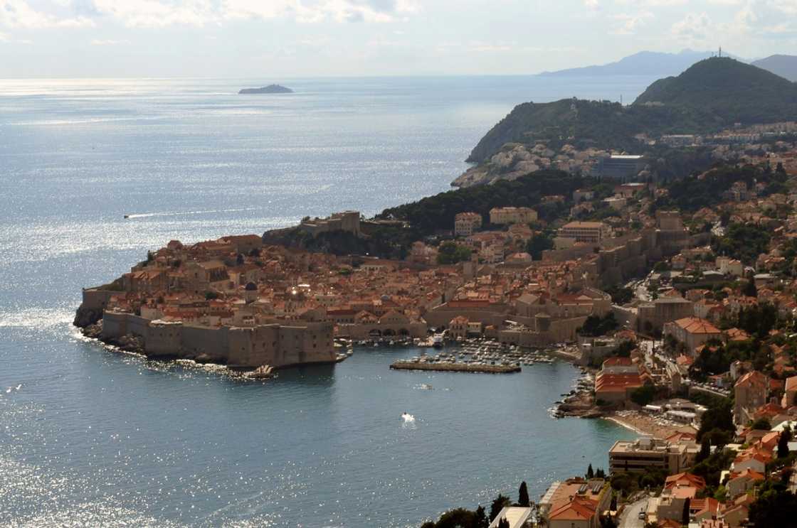 The dissolution of Yugoslavia left Dubrovnik, the jewel of Croatia's Adriatic coastline, cut off from most of the country by a sliver of Bosnian territory The dissolution of Yugoslavia left Dubrovnik, the jewel of Croatia's Adriatic coastline, cut off from most of the country by a sliver of Bosnian territory