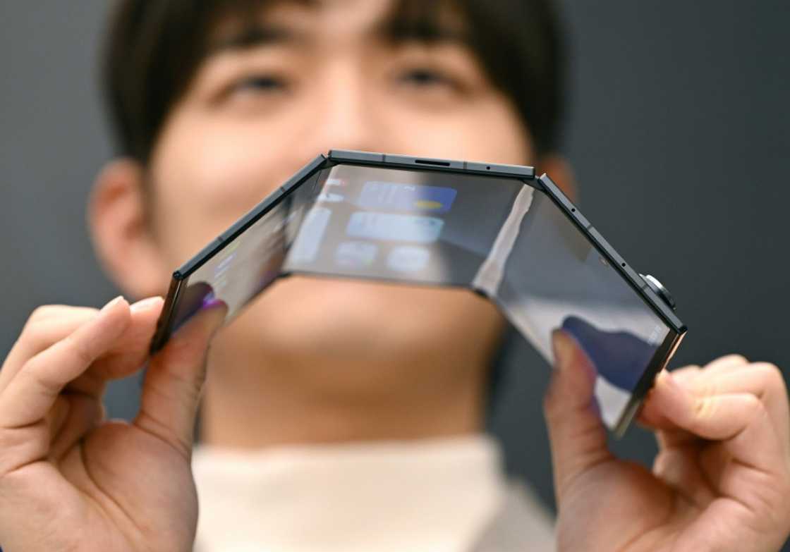 Samsung Electronics shares rallied as it launched its first triple-fold phone Samsung Electronics shares rallied as it launched its first triple-fold phone