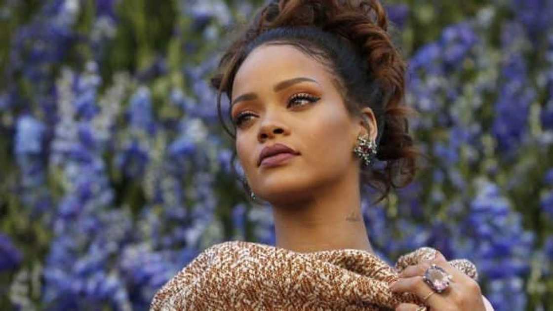 Singer Rihanna and dad had been feuding for some time now. Singer Rihanna and dad had been feuding for some time now.