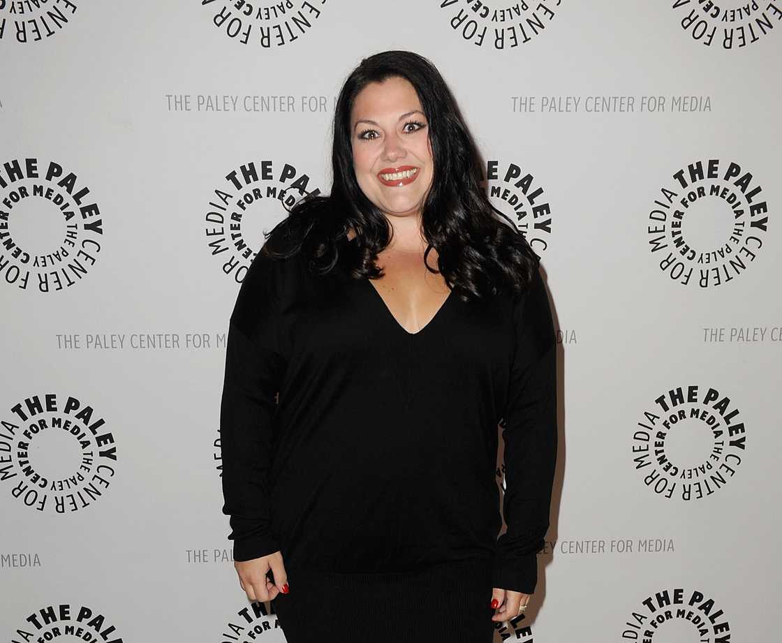 Actress Brooke Elliott arrives at the Drop Dead Diva: Season One Finale