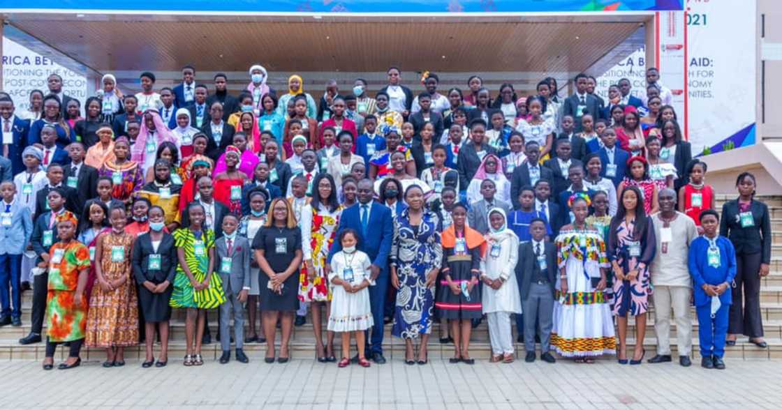 JHS Model United Nations Conference JHS Model United Nations Conference