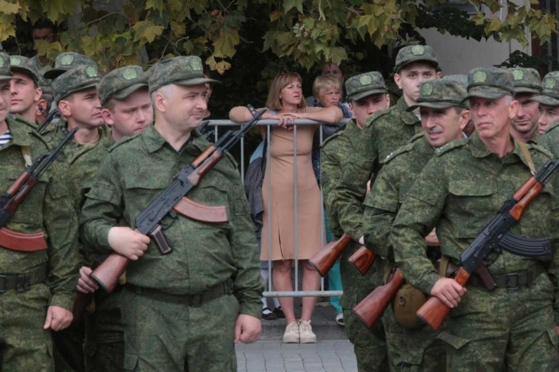 Soldiers at a departure ceremony in Crimea on September 27, 2022 after Russia announced a draft of hundreds of thousands of troops Soldiers at a departure ceremony in Crimea on September 27, 2022 after Russia announced a draft of hundreds of thousands of troops