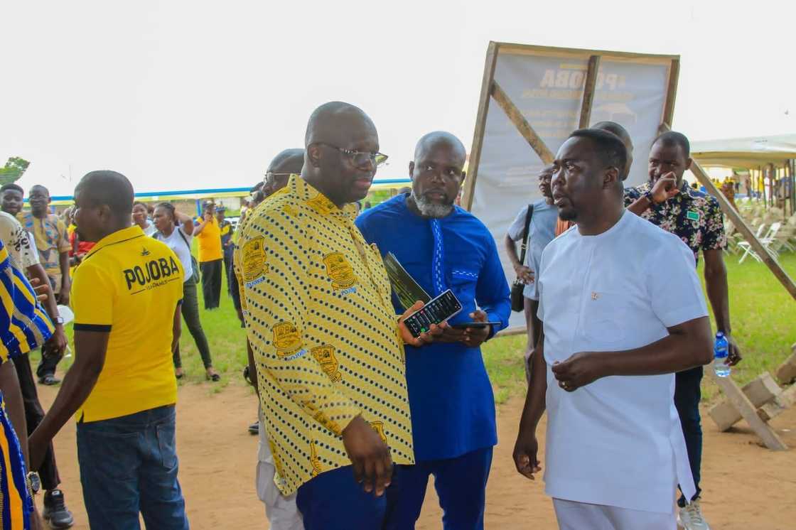 Helicopter, Adansi, Kumasi, Ashanti Region, Omane Boamah, Accra Helicopter, Adansi, Kumasi, Ashanti Region, Omane Boamah, Accra