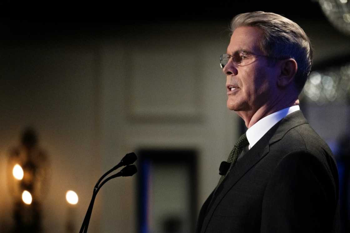 US Treasury Secretary Scott Bessent told reporters that there is no unilateral offer from President Donald Trump to cut tariffs on Chinese goods US Treasury Secretary Scott Bessent told reporters that there is no unilateral offer from President Donald Trump to cut tariffs on Chinese goods