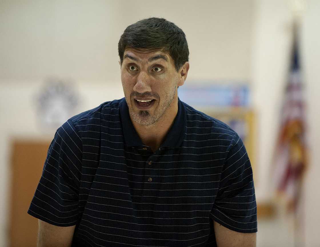 Top 10 tallest NBA players of all time Top 10 tallest NBA players of all time