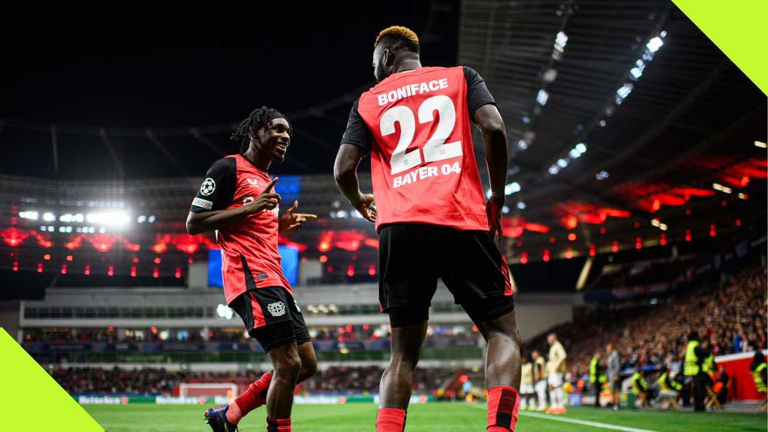 Victor Boniface, Jeremie Frimpong, Bayer Leverkusen, AC Milan, UEFA Champions League, Bay Arena. Victor Boniface, Jeremie Frimpong, Bayer Leverkusen, AC Milan, UEFA Champions League, Bay Arena.
