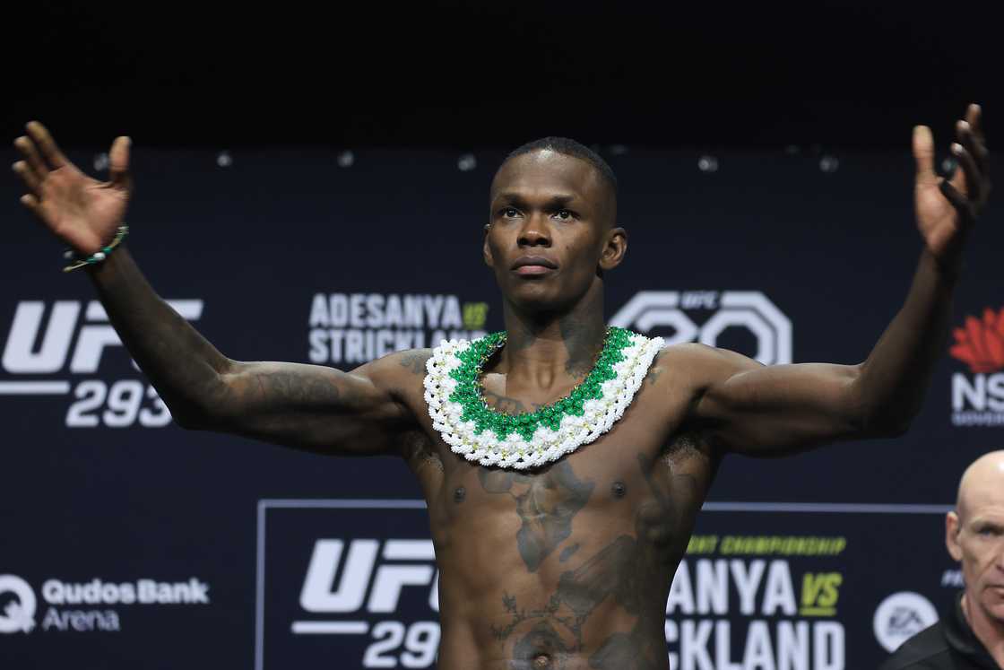 Cristiano Ronaldo , Israel Adesanya, toenails, Al Nassr, Portugal, MMA Cristiano Ronaldo , Israel Adesanya, toenails, Al Nassr, Portugal, MMA