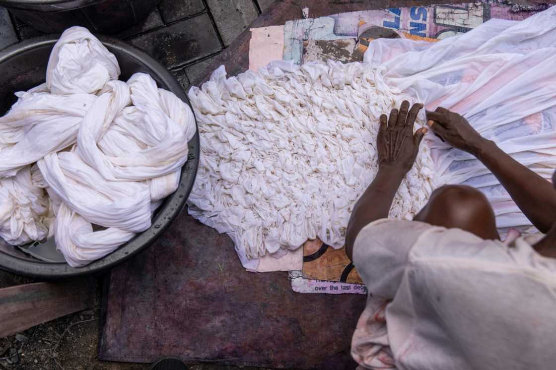 The fabric is produced using the tie-dye technique The fabric is produced using the tie-dye technique