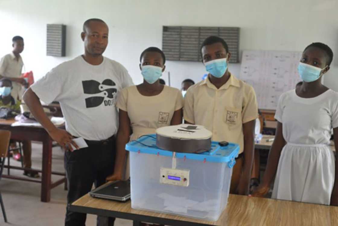 'Techy' students of Obuasi Sec Tech develop smart ballot box; set to stop multiple voting 'Techy' students of Obuasi Sec Tech develop smart ballot box; set to stop multiple voting