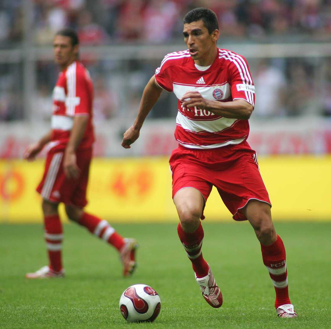 Lucio of Bayern in action during the Bundesliga match between Bayern Munich and Hansa Rostock at the Allianz Arena on August 11, 2007 in Munich, Germany Lucio of Bayern in action during the Bundesliga match between Bayern Munich and Hansa Rostock at the Allianz Arena on August 11, 2007 in Munich, Germany