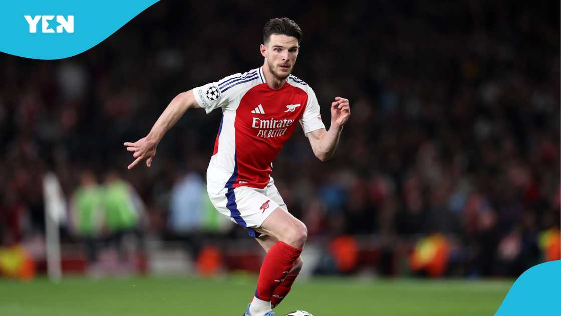 Real Madrid Fans Turn on Ancelotti After Humiliating Arsenal Defeat Real Madrid Fans Turn on Ancelotti After Humiliating Arsenal Defeat