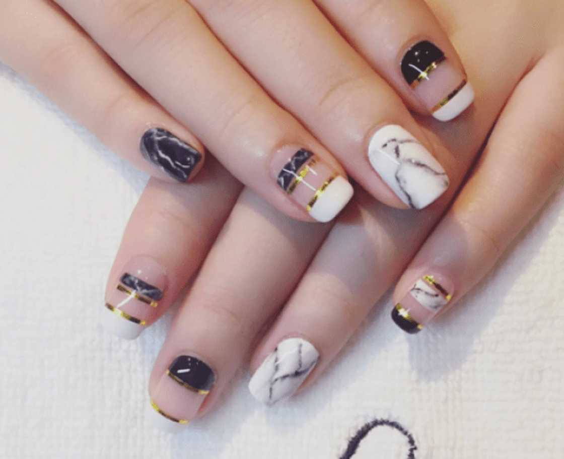 Marble nails