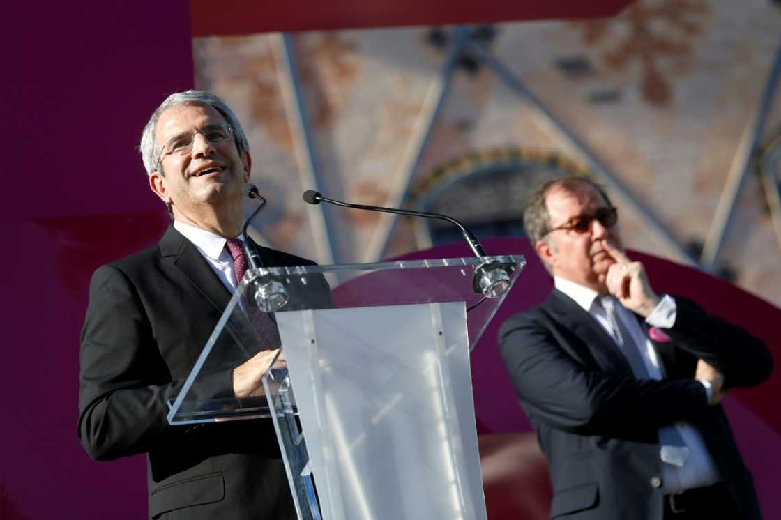 Nestle's incoming CEO, Laurent Freixe (L), has been at the company since 1986