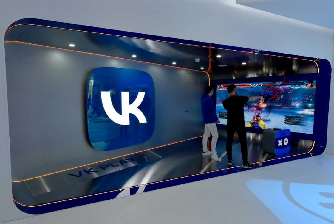 Apple pulling Russian social media platform VK, long known as VKontakte, from the App Store means users who already have the application on their iPhones will no longer get security or performance updates. Apple pulling Russian social media platform VK, long known as VKontakte, from the App Store means users who already have the application on their iPhones will no longer get security or performance updates.