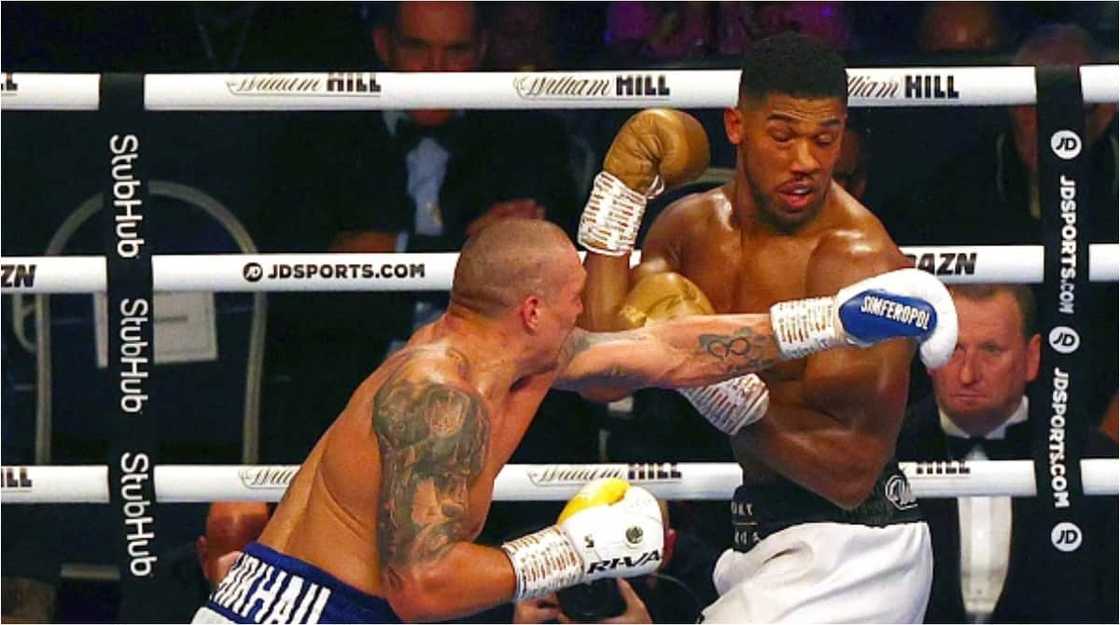 Judges’ Scorecards Reveal Who Would Have Won Before Anthony Joshua Suffered Eye Injury in Round 9 vs Usyk Judges’ Scorecards Reveal Who Would Have Won Before Anthony Joshua Suffered Eye Injury in Round 9 vs Usyk