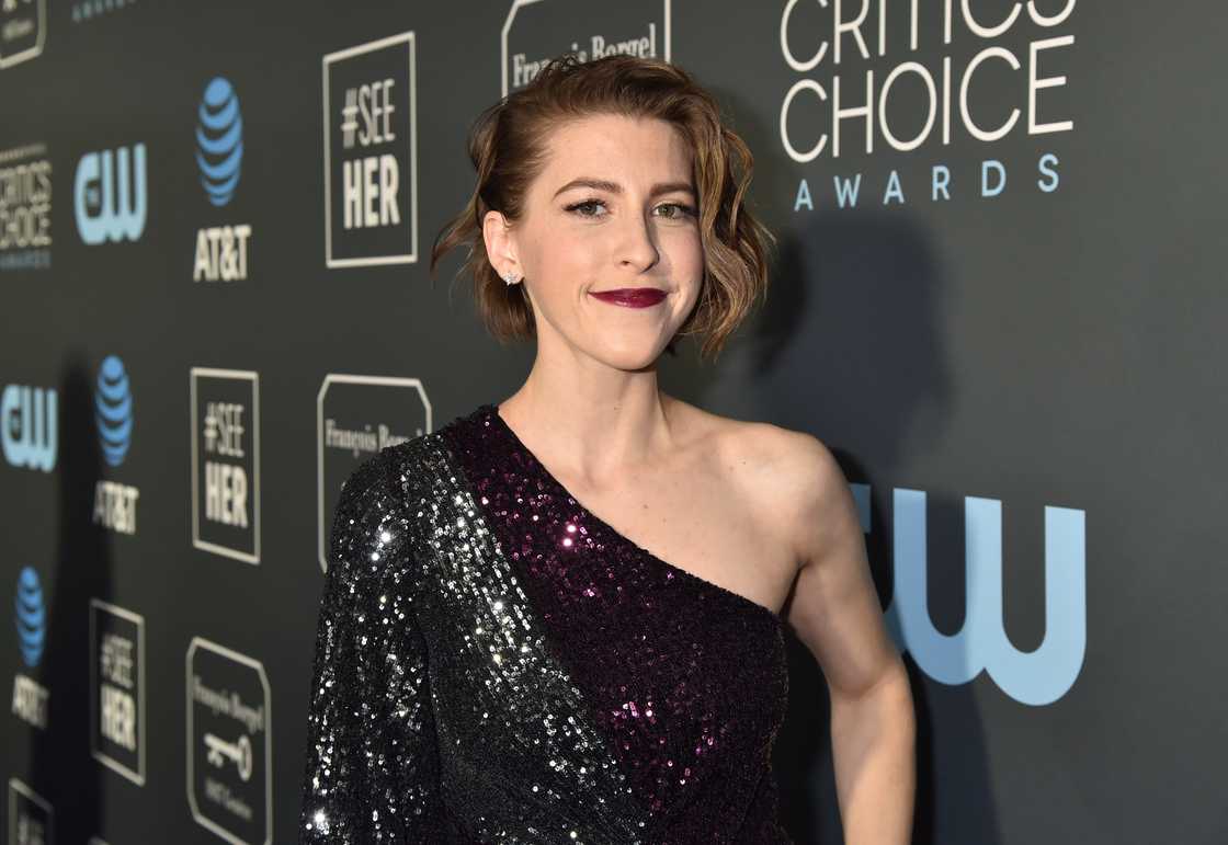 Eden Sher at The 24th Annual Critics' Choice Awards Eden Sher at The 24th Annual Critics' Choice Awards