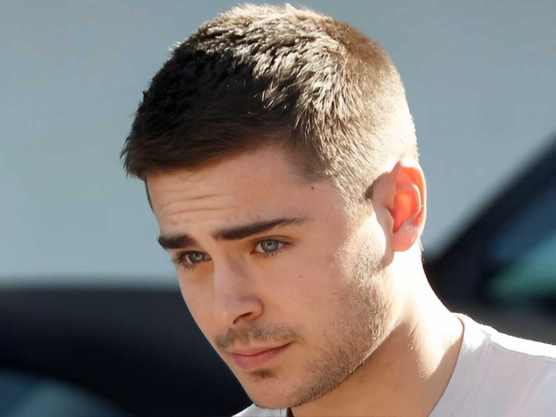 Textured crew cut with a fade cut Textured crew cut with a fade cut