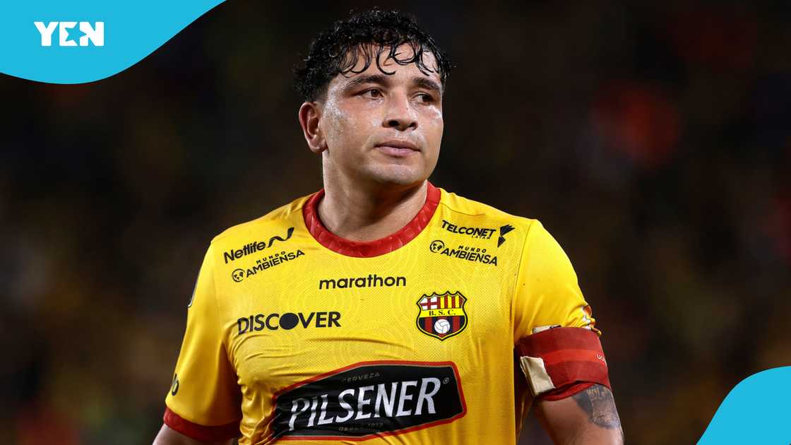 Mario Pineida, Ecuadorian football, Barcelona SC, Guayaquil violence, footballer death, Ecuador security crisis, gun attack Ecuador, Tributes to Pineida, Pineida's death.