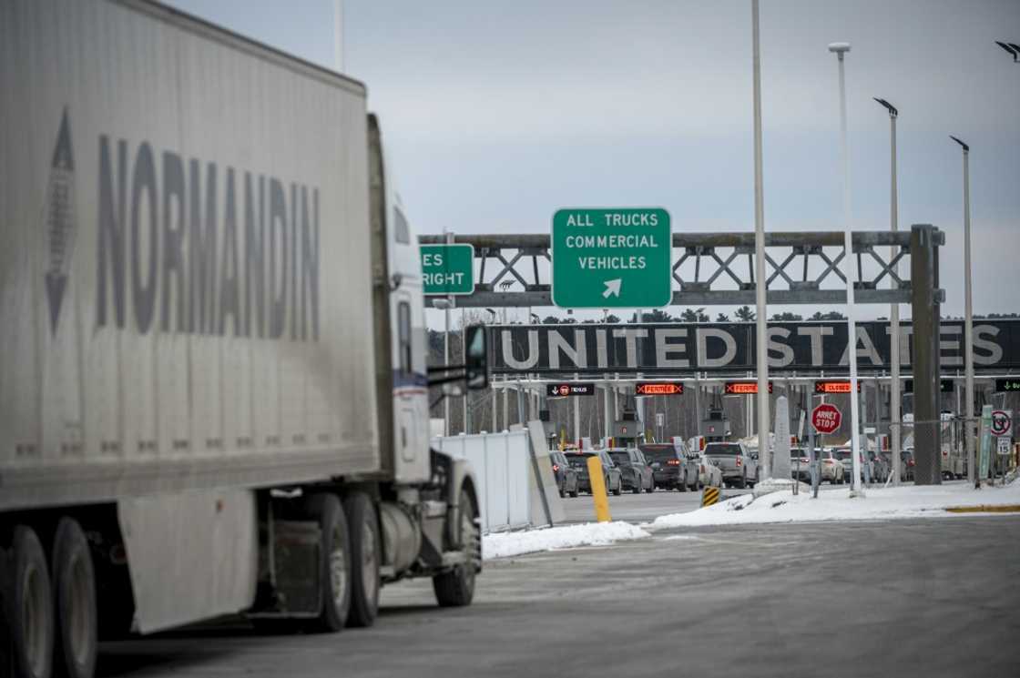 A truck prepares to enter the United States at a border crossing in Blackpool, Canada, a country which has vowed to hit back if Washington goes ahead with 25 percent tariffs on Canadian imports A truck prepares to enter the United States at a border crossing in Blackpool, Canada, a country which has vowed to hit back if Washington goes ahead with 25 percent tariffs on Canadian imports