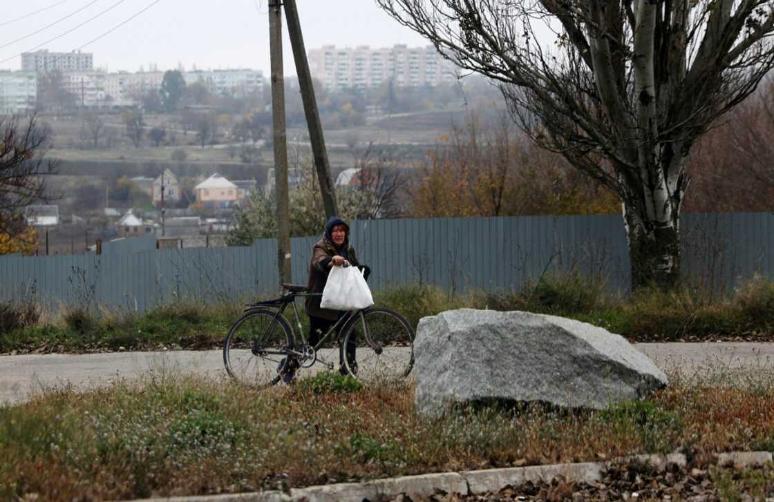 Villagers in Stepnogirsk have to brave shellfire to get food and access drinking water Villagers in Stepnogirsk have to brave shellfire to get food and access drinking water
