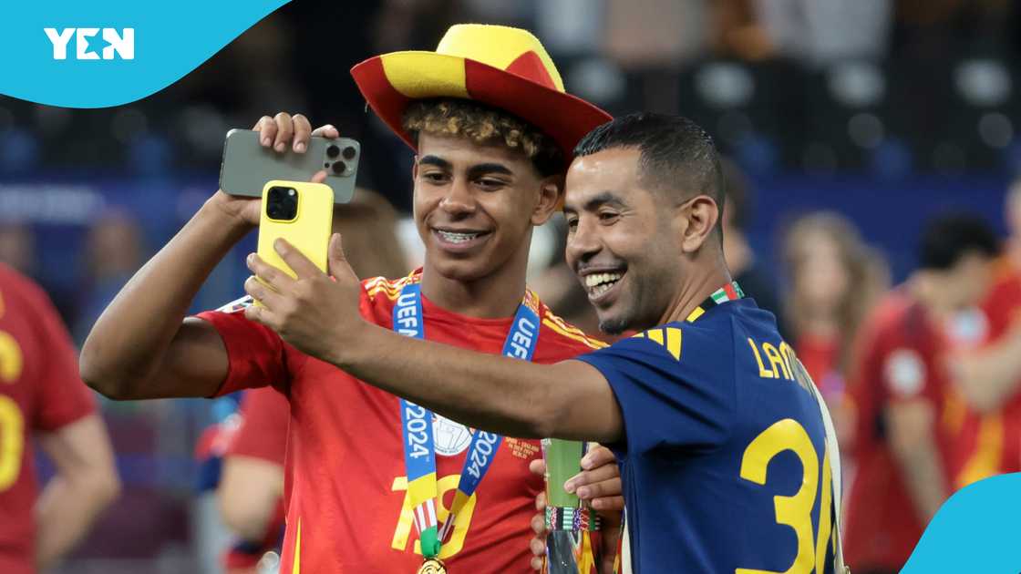 Ballon d’Or 2025, 69th Ballon d'Or Awards, Lamine Yamal, Mounir Nasraoui, Yamal's father, Yamal's dad vows. Ballon d’Or 2025, 69th Ballon d'Or Awards, Lamine Yamal, Mounir Nasraoui, Yamal's father, Yamal's dad vows.