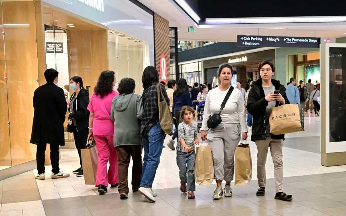 US growth slowed in 2022 but was helped by areas such as consumer spending and exports, according to the Commerce Department US growth slowed in 2022 but was helped by areas such as consumer spending and exports, according to the Commerce Department