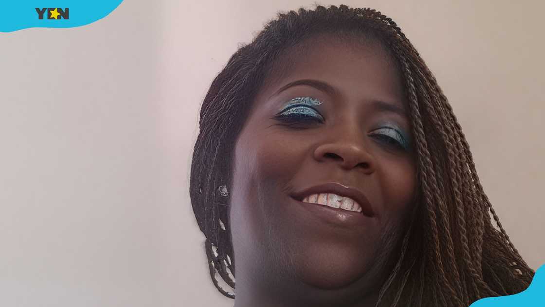 Chrisha Yvette Edwards poses for a selfie Chrisha Yvette Edwards poses for a selfie