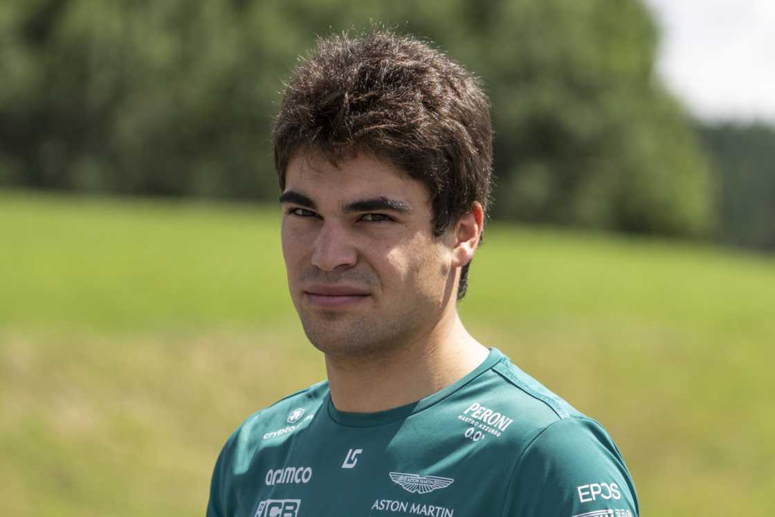 How much do f1 drivers make How much do f1 drivers make