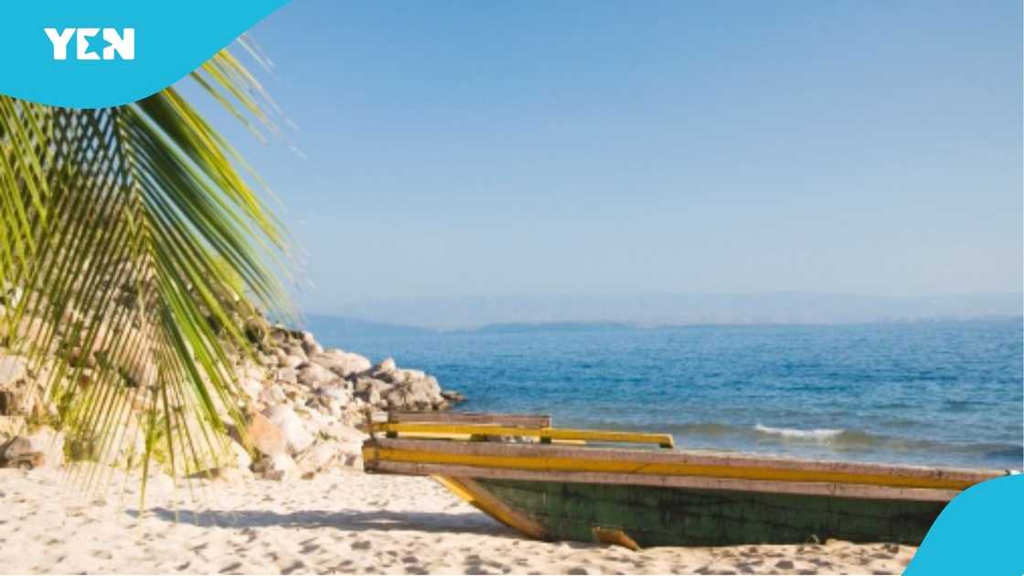 Ghanaian Man Embarks On Epic Trip From Ghana To Rwanda On A Motorbike: "Africa Is Beautiful" Ghanaian Man Embarks On Epic Trip From Ghana To Rwanda On A Motorbike: "Africa Is Beautiful"