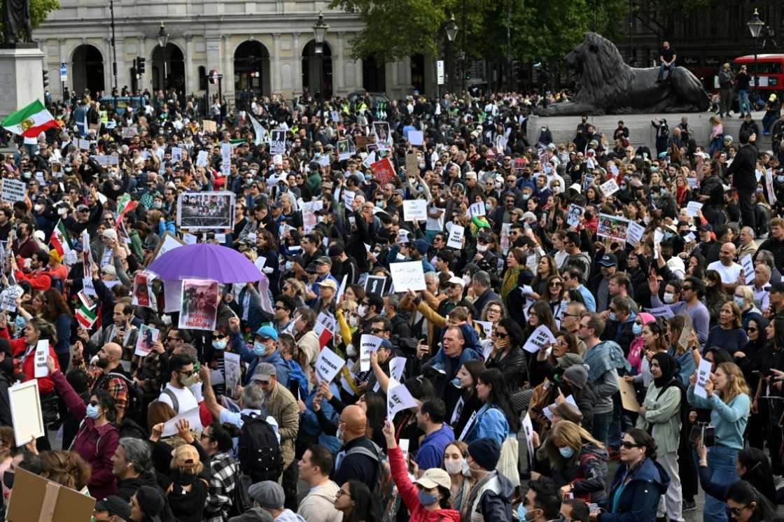 Protesters gather in support of Iranian women in London's Trafalgar Square Protesters gather in support of Iranian women in London's Trafalgar Square