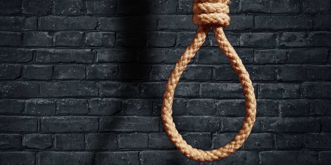 A/R: Tears flow as 21-year-old SHS student takes his own life at Akrokeri Bobrase A/R: Tears flow as 21-year-old SHS student takes his own life at Akrokeri Bobrase