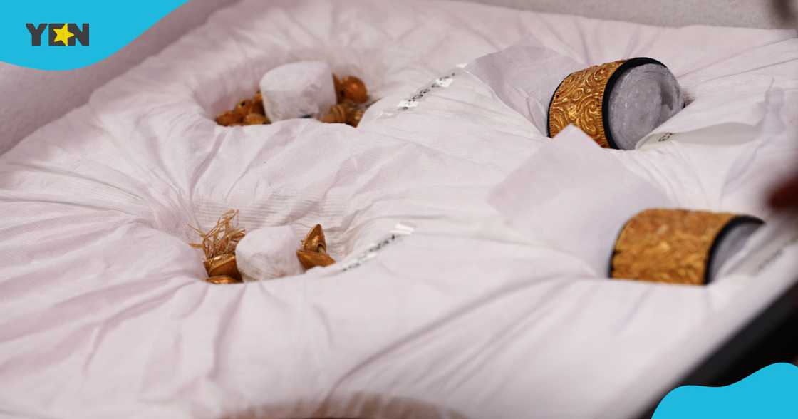 looted asante jewels looted asante jewels